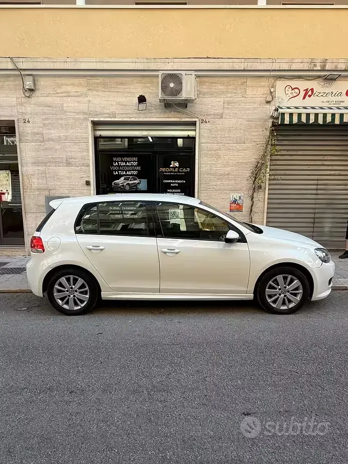 Usata VW Golf VI 122 CV (89 kW) 2011 Bianco Berlina