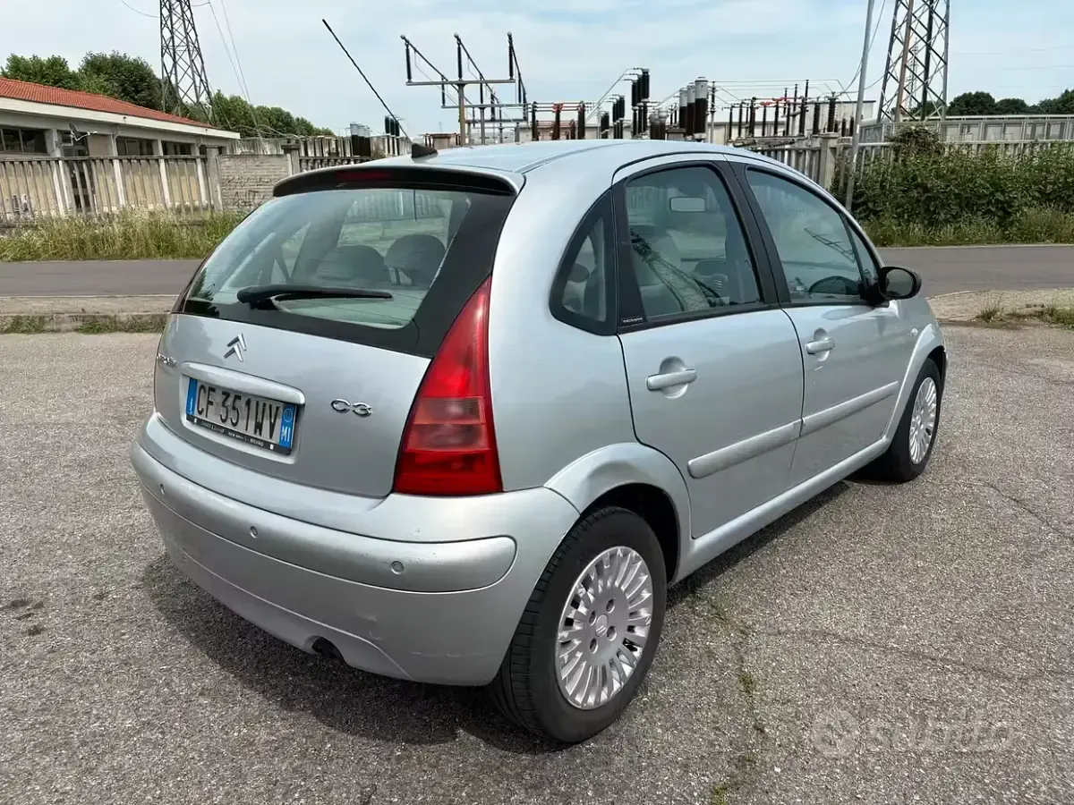 Usata Citroën C3 109 CV (80 kW) 2003 Grigio Berlina