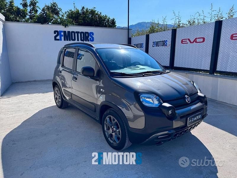 Usata Fiat Panda Cross Cross 70 CV (51 kW) 2021 Grigio Utilitaria