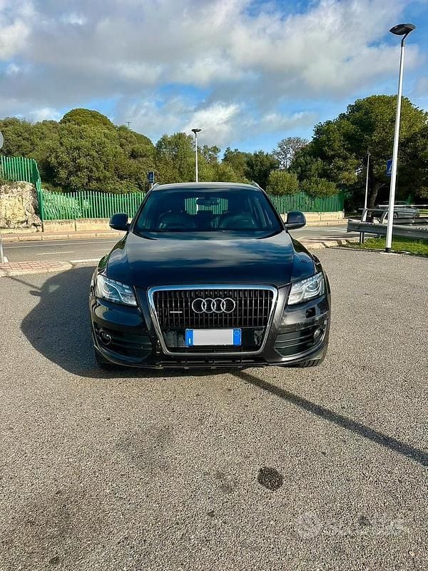 Grigio Usata 2012 Audi Q5 Advanced Plus SUV | 12.000 € (Ottimo prezzo) - Immagine 1/4