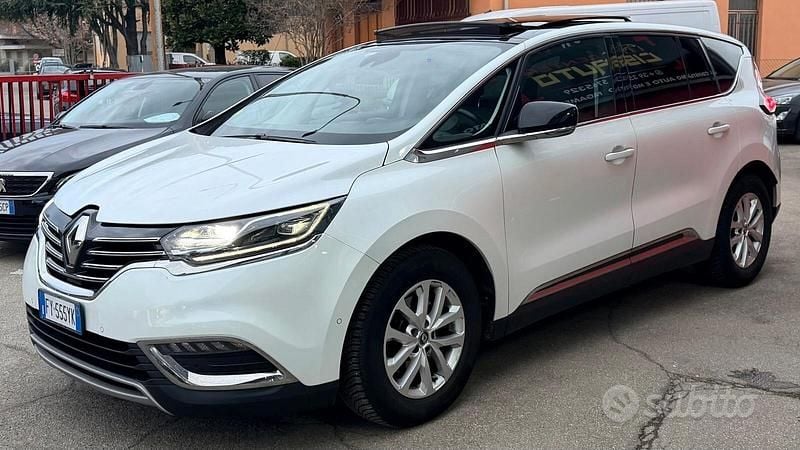 Usata Renault Espace Initiale Paris 200 CV (147 kW) 2019 Bianco Monovolume