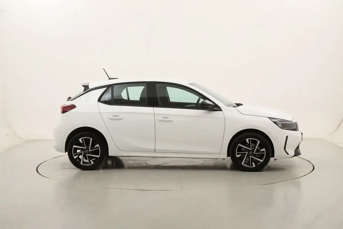 Usata Opel Corsa 101 CV (74 kW) 2025 Utilitaria