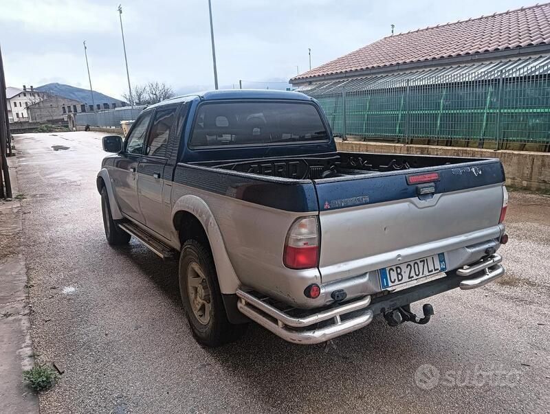Usata Mitsubishi L200 87 CV (63 kW) 2002 Pick-up