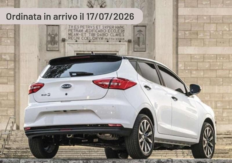 Usata EVO Evo 3 83 kW (113 CV) 2024 Argento SUV