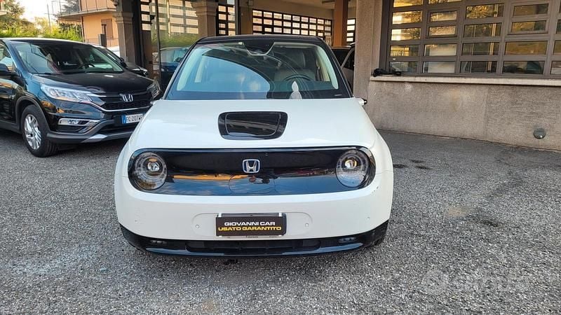 Usata Honda e 60 kW (82 CV) 2021 Bianco Utilitaria