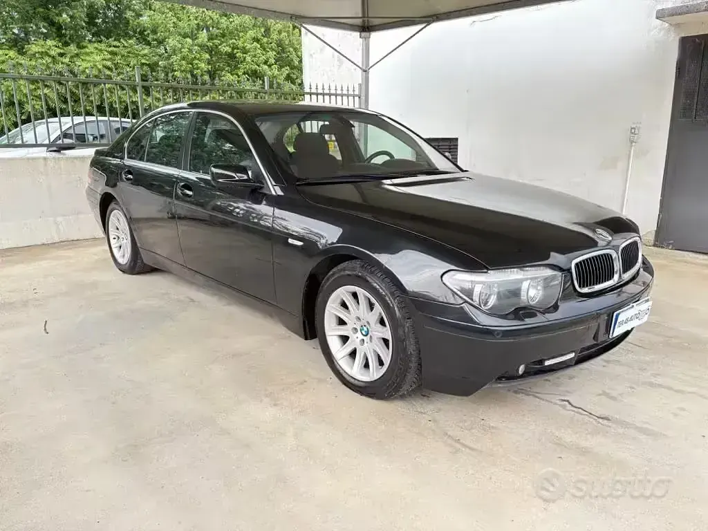 Usata BMW 730 Comfort Edition 218 CV (160 kW) 2004 Nero Berlina