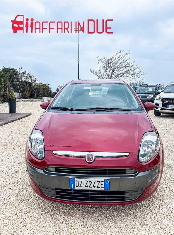 Usata Fiat Punto Evo Dynamic 75 CV (55 kW) 2009 Rosso Utilitaria