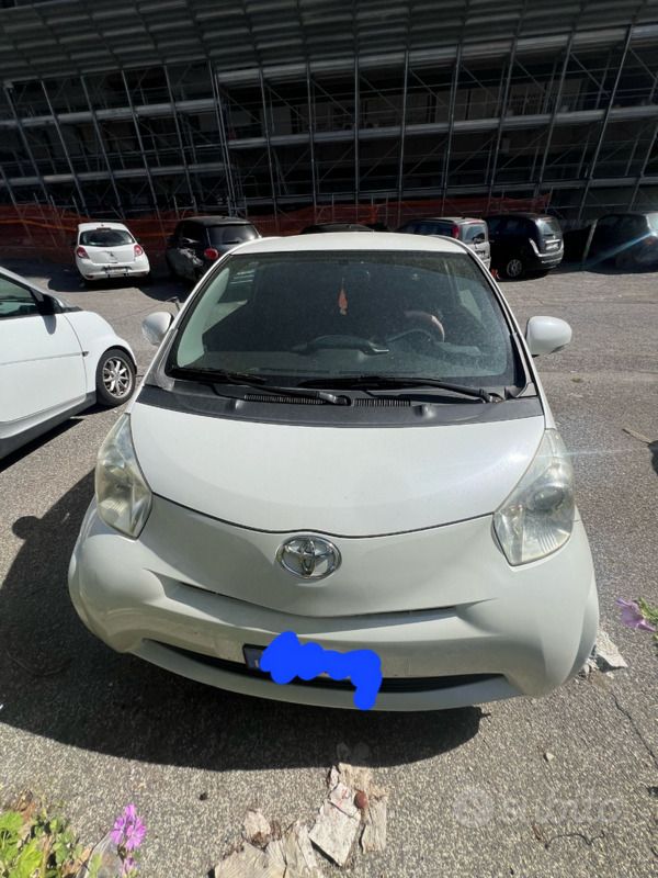 Usata Toyota iQ 2009 Bianco Utilitaria