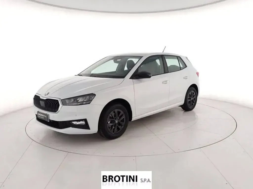 Usata Skoda Fabia 80 CV (58 kW) 2025 Utilitaria