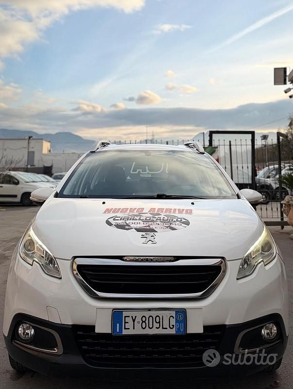 Bianco Usata 2015 Peugeot 2008 SUV | 5300 € (Super prezzo) - Immagine 1/4
