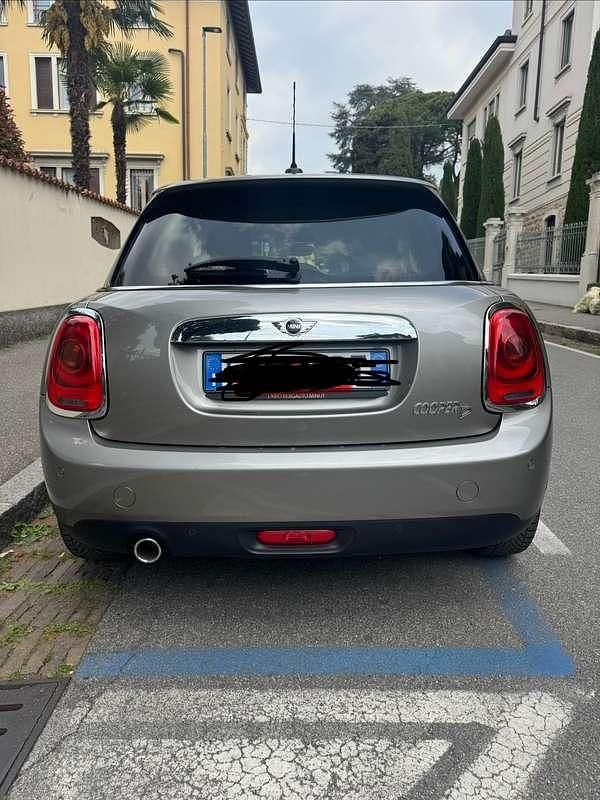 Usata Mini Cooper D Business 116 CV (85 kW) 2018 Utilitaria