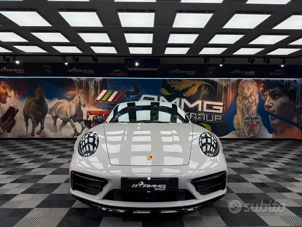 Usata Porsche 911 Carrera GTS 480 CV (353 kW) 2022 Grigio Cabrio