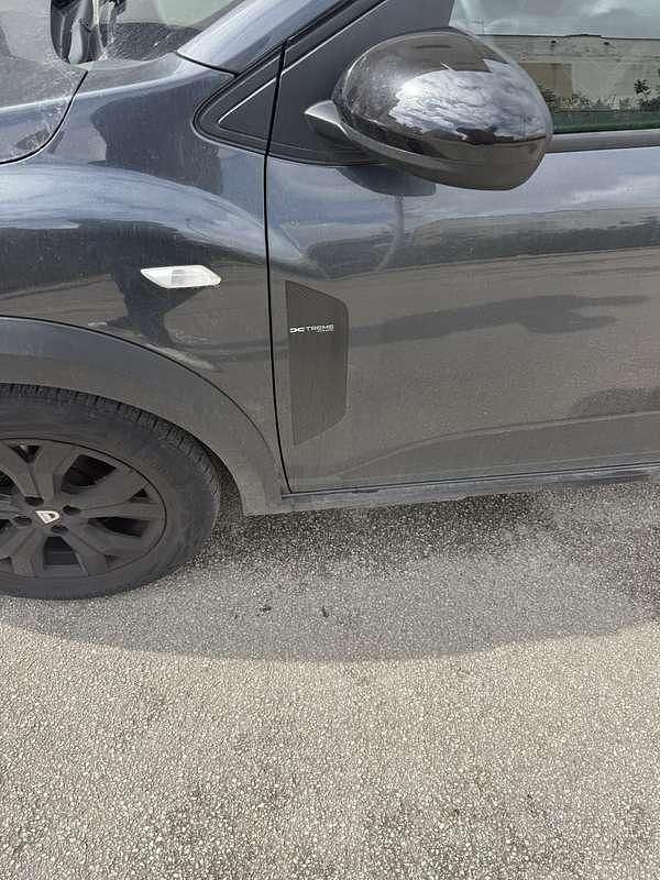 Usata Dacia Jogger Extreme 101 CV (74 kW) 2022 Monovolume