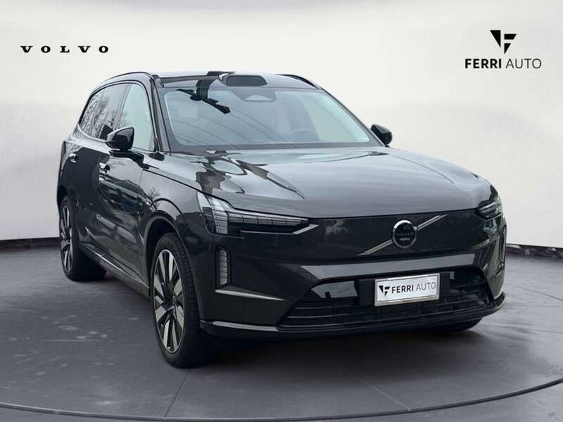 Usata Volvo EX90 Ultra 300 kW (408 CV) 2024 Grigio scuro SUV