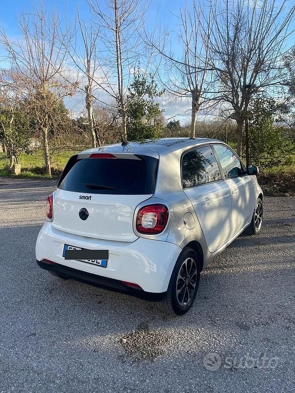 Occasion Smart ForFour 64 ch (47 kW) 2015 Blanc Citadine