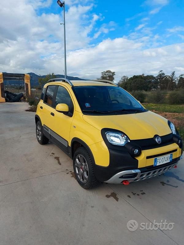 Usata 2016 Fiat Panda Cross Cross Due volumi | 13.500 € (Buon prezzo) - Immagine 1/4