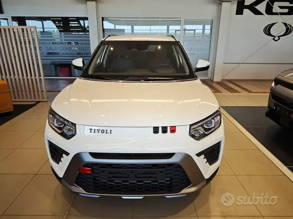 Nuova KGM Tivoli 163 CV (119 kW) 2026 Bianco SUV