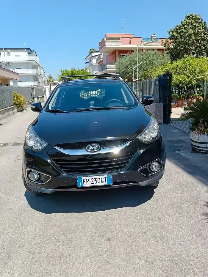 Usata Hyundai ix35 Comfort 115 CV (84 kW) 2013 Nero SUV