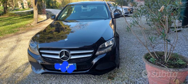 Usata 2017 Mercedes C180 Business Tre volumi | 12.500 € (Ottimo prezzo) - Immagine 1/4