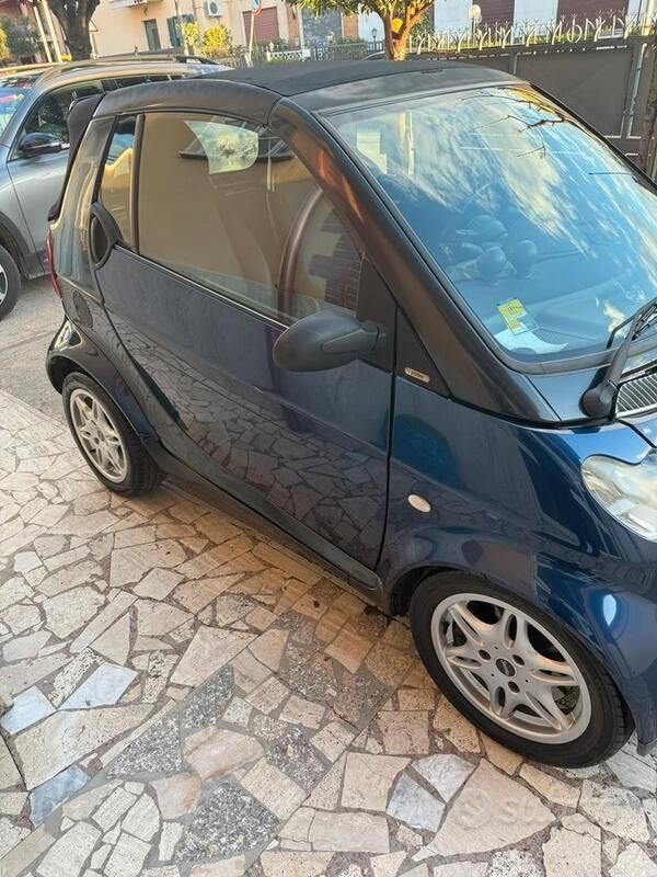 Usata Smart ForTwo Coupé 54 CV (39 kW) 2001 Utilitaria