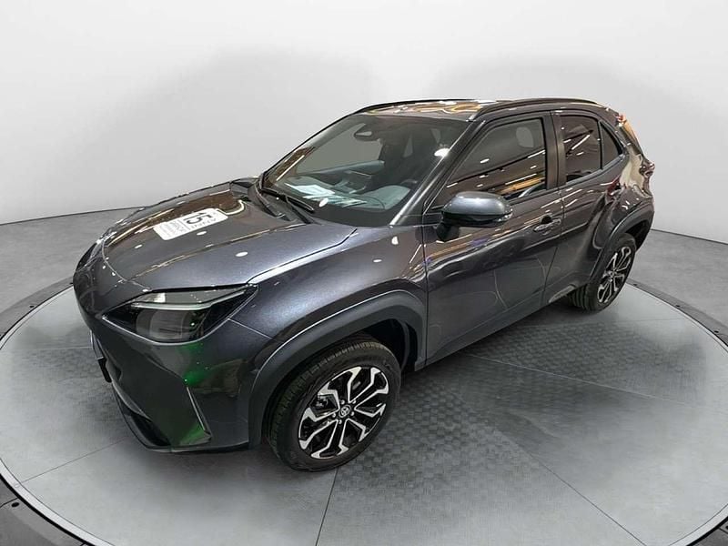 Nuova Toyota Yaris Cross Trend 116 CV (85 kW) 2026 Grigio SUV