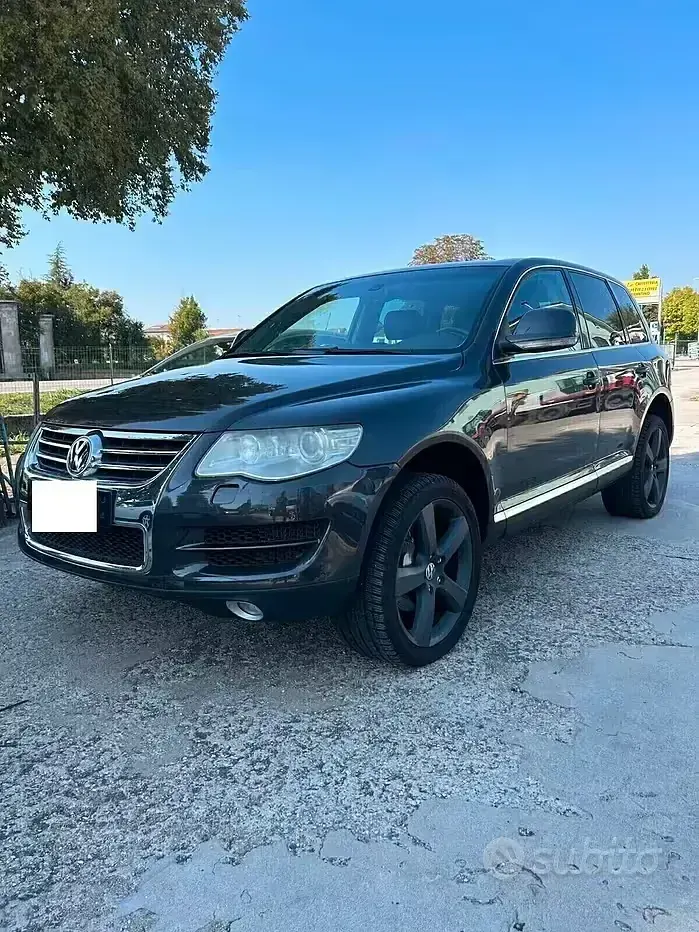 Usata VW Touareg 240 CV (176 kW) 2007 Nero SUV