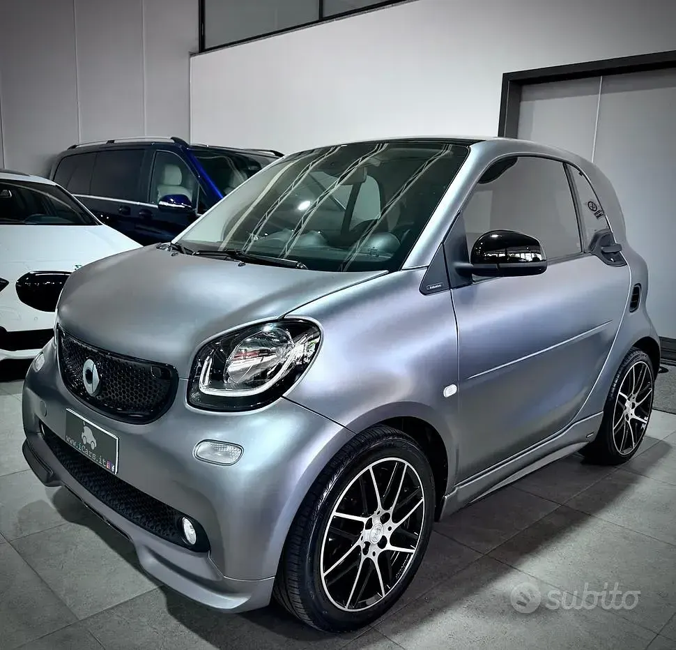 Usata Smart ForTwo Coupé Brabus Xclusive 109 CV (80 kW) 2017 Grigio Coupé
