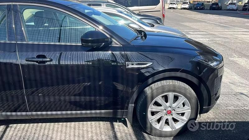 Usata Jaguar E-Pace 150 CV (110 kW) 2019 Nero SUV