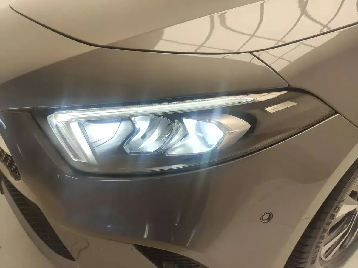 Usata Mercedes A200 Business 150 CV (110 kW) 2021 Grigio Berlina