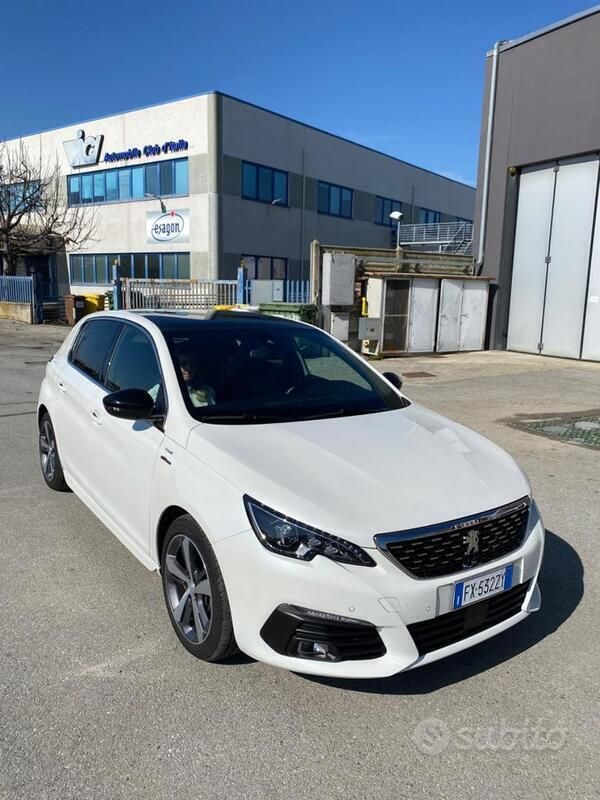 Usata 2019 Peugeot 308 Tre volumi | 17.900 € - Immagine 1/4