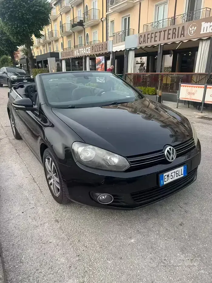 Usata VW Golf Cabriolet 105 CV (77 kW) 2012 Nero Cabrio
