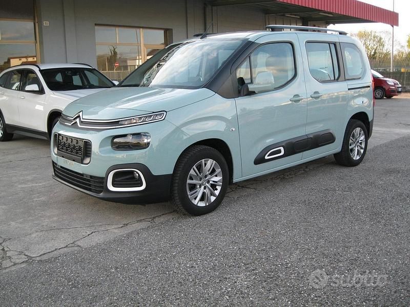 Usata Citroën Berlingo Shine 130 CV (95 kW) 2019 Blu Monovolume