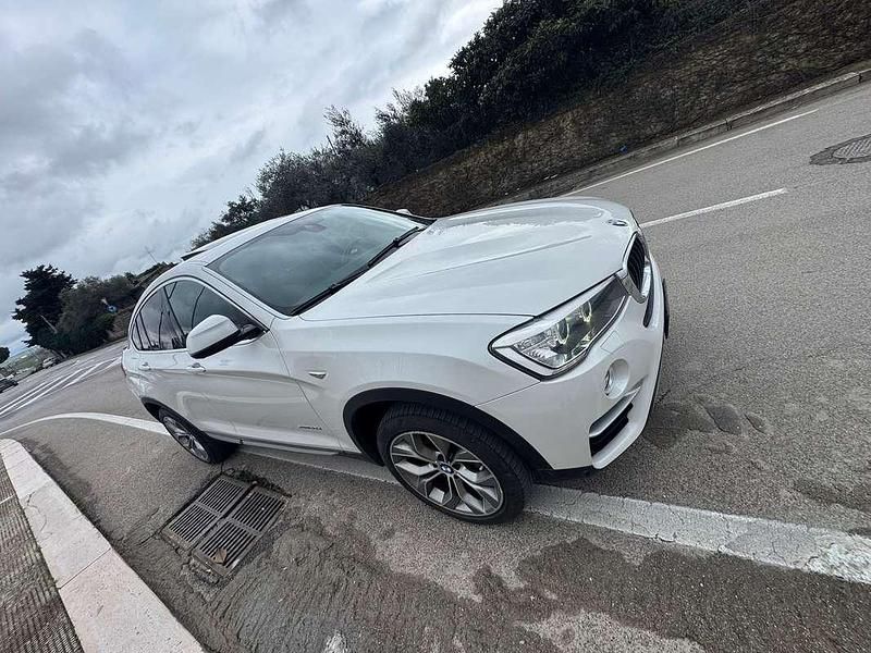 Usata BMW X4 Advantage 190 CV (139 kW) 2016 SUV