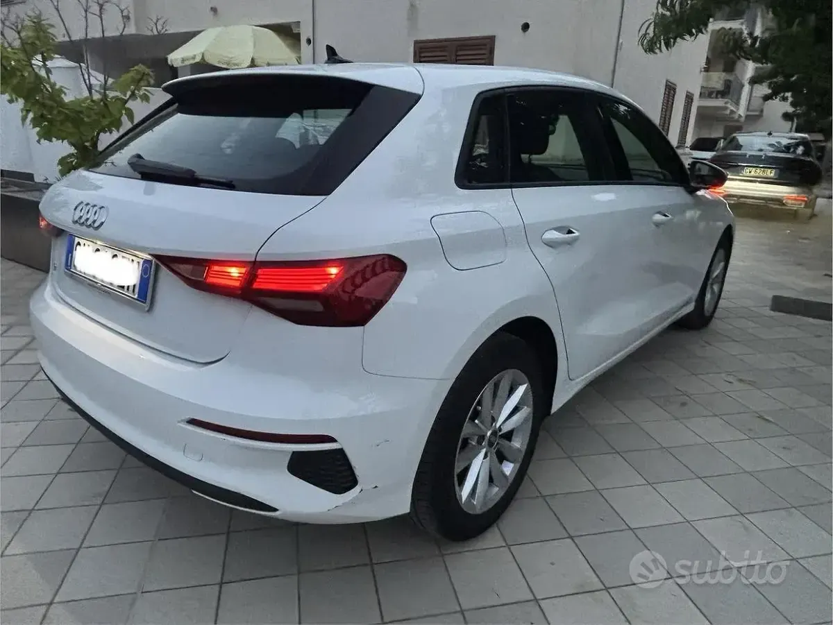 Usata Audi A3 110 CV (80 kW) 2023 Berlina