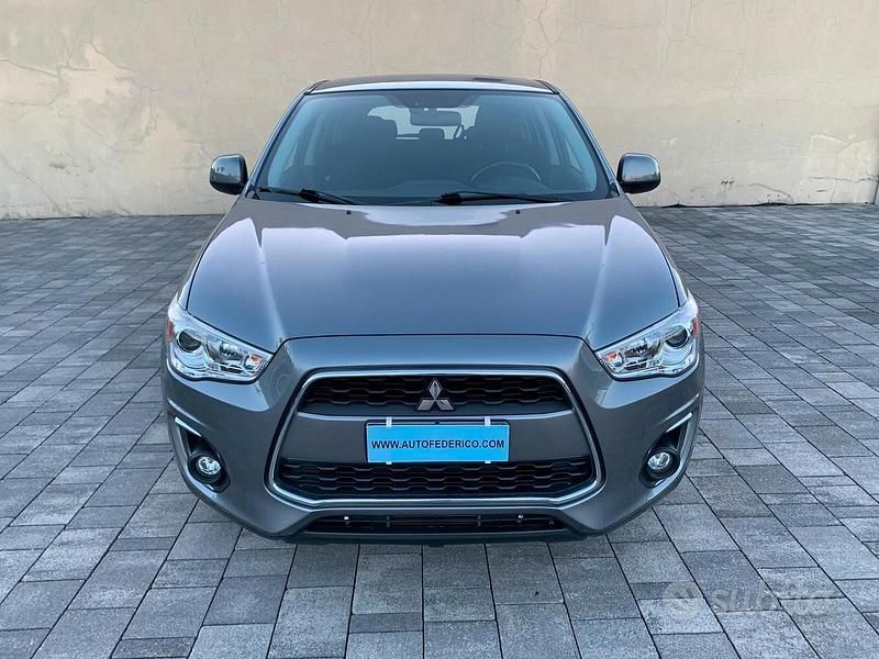 Usata Mitsubishi ASX Invite 116 CV (85 kW) 2015 Grigio SUV