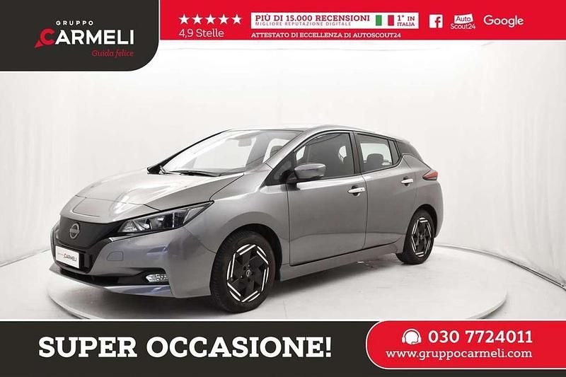 Dark metal grey Usata 2023 Nissan Leaf Acenta Due volumi | 18.700 € (Buon prezzo) - Immagine 1/4