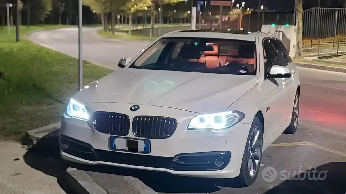 Usata BMW 530 Efficient Dynamics 258 CV (189 kW) 2015 Bianco Station wagon