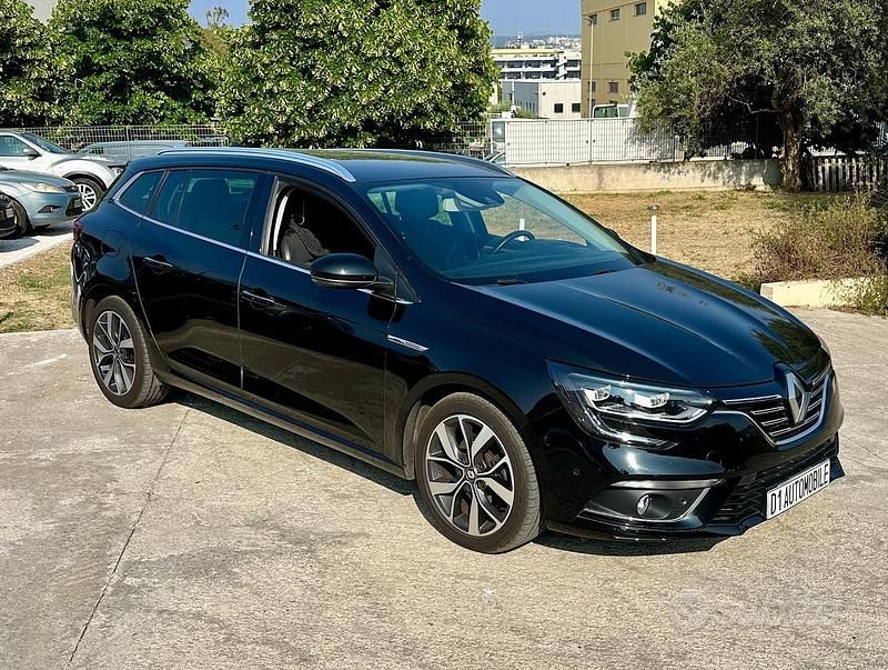 Usata Renault Mégane GrandTour Bose Edition 130 CV (95 kW) 2016 Nero Station wagon