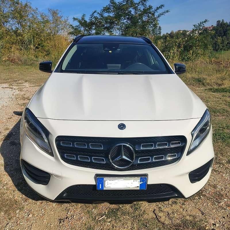 Usata 2019 Mercedes GLA200 Edition SUV | 20.900 € (Buon prezzo) - Immagine 1/4