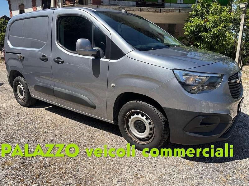 Occasion Opel Combo 102 ch (75 kW) 2020 Blanc Monospace