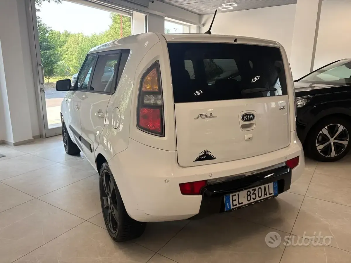 Usata Kia Soul 128 CV (94 kW) 2013 Bianco SUV