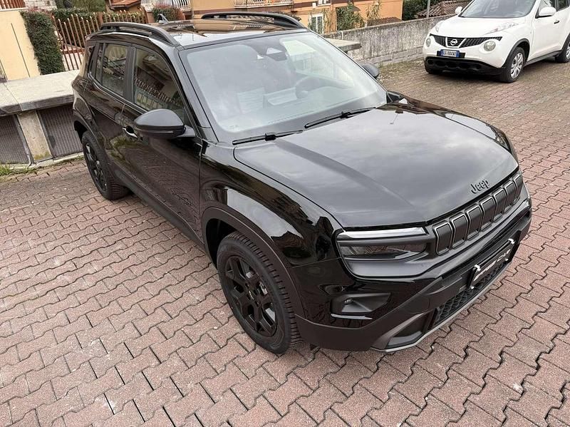 Nuova Jeep Avenger 145 CV (106 kW) 2026 Nero volcano SUV