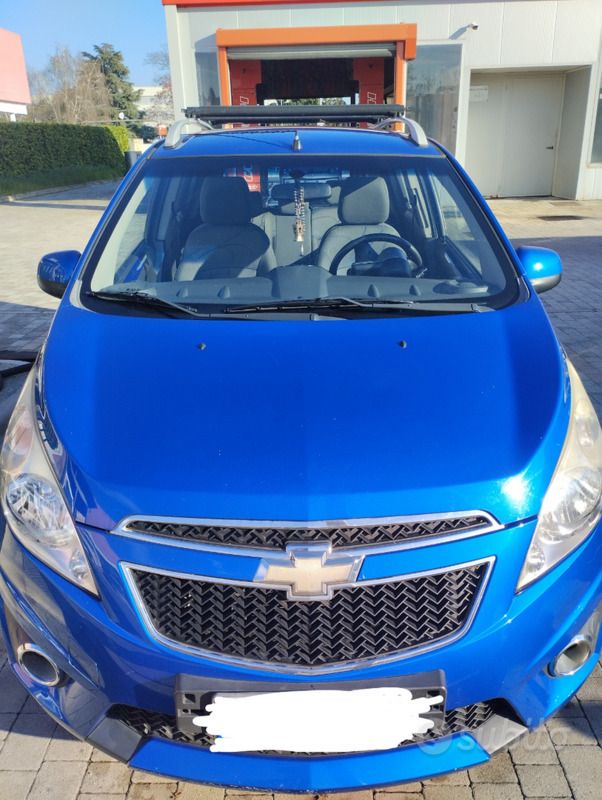 Blu/azzurro Usata 2010 Chevrolet Spark LT Due volumi | 3000 € (Buon prezzo) - Immagine 1/4