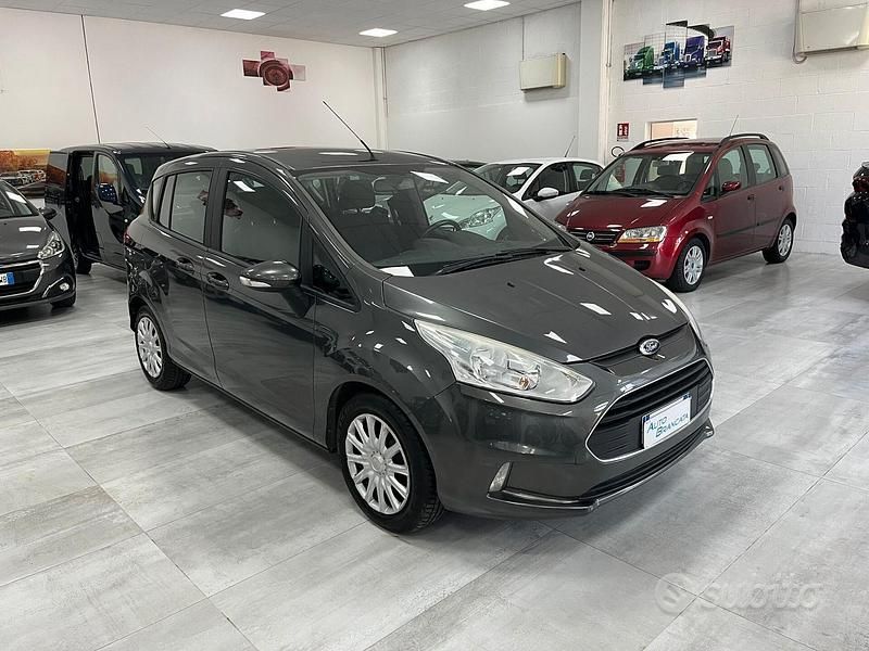 Usata Ford B-MAX 95 CV (69 kW) 2017 Grigio Monovolume
