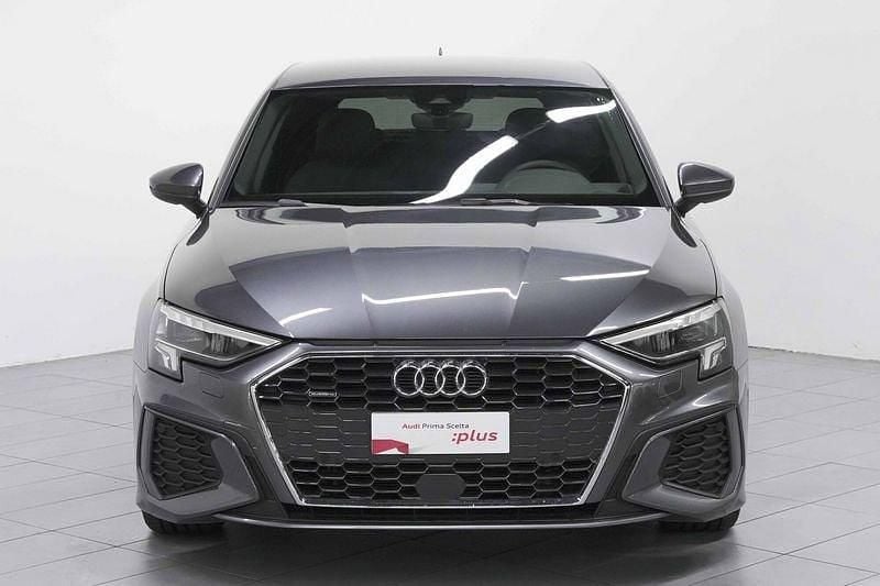 Usata Audi A3 Sportback S-Line 200 CV (147 kW) 2023 Grigio Utilitaria
