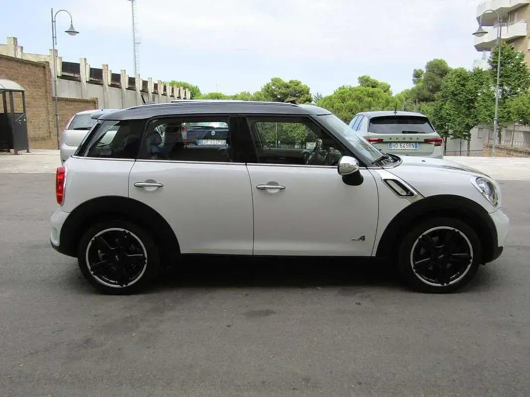 Usata Mini Cooper SD Countryman 143 CV (105 kW) 2013 Bianco SUV