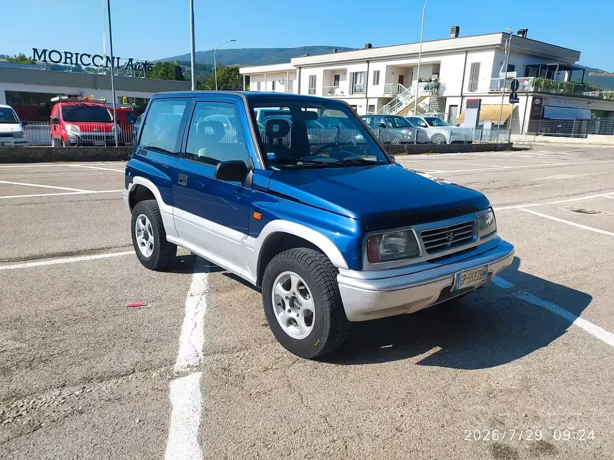 Usata Suzuki Vitara 109 CV (80 kW) 2004 Bluazzurro SUV