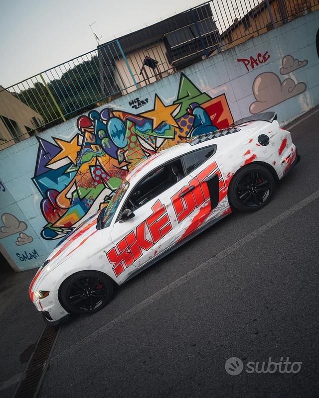 Usata Ford Mustang Fastback 317 CV (233 kW) 2018 Bianco Coupé