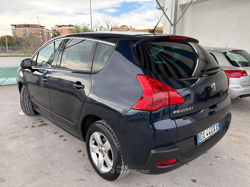 Usata Peugeot 3008 Outdoor 110 CV (80 kW) 2009 Blu Station wagon