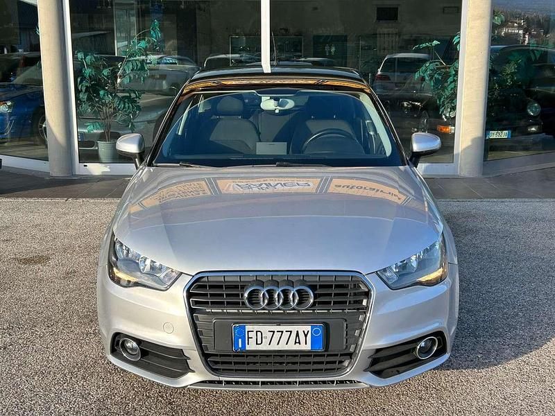 Usata Audi A1 Sportback Ambition 86 CV (63 kW) 2014 Grigio Utilitaria